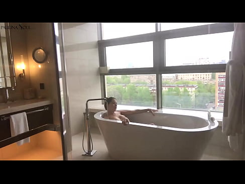 ❤️ Usana olukhulu oluxhuzula intshontsho lalo kwigumbi lokuhlambela Isondo esikhulu kwi-xh.com-milf-300.ru ❌️❤